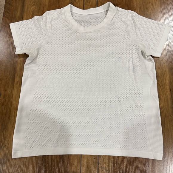 Lululemon Breeze By Short Sleeve *Squad - Picture 4 of 7